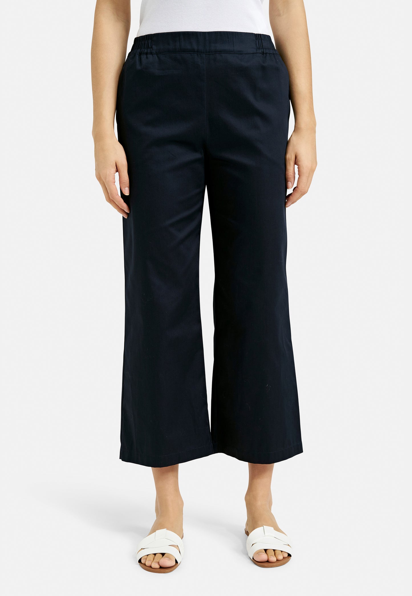 'Monaco' Cropped Trouser in Navy