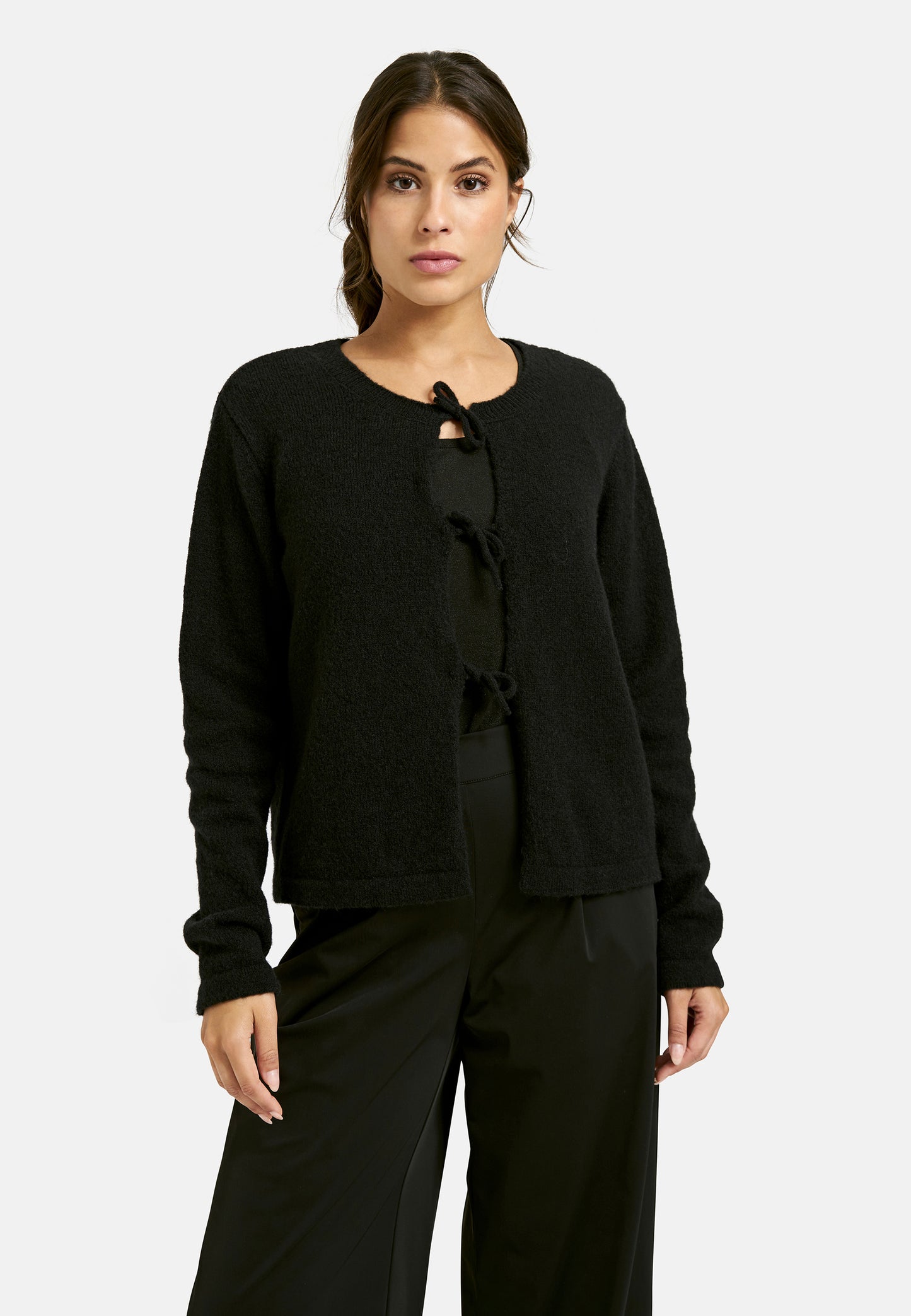 'Belgrade' Cardigan in Black