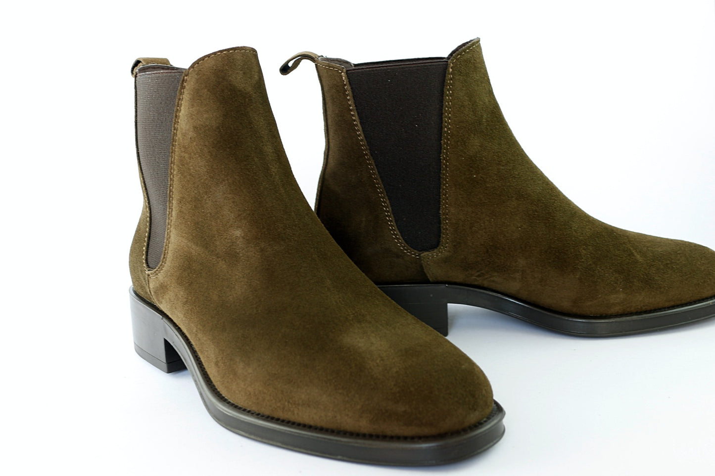 'Couture' in Olive