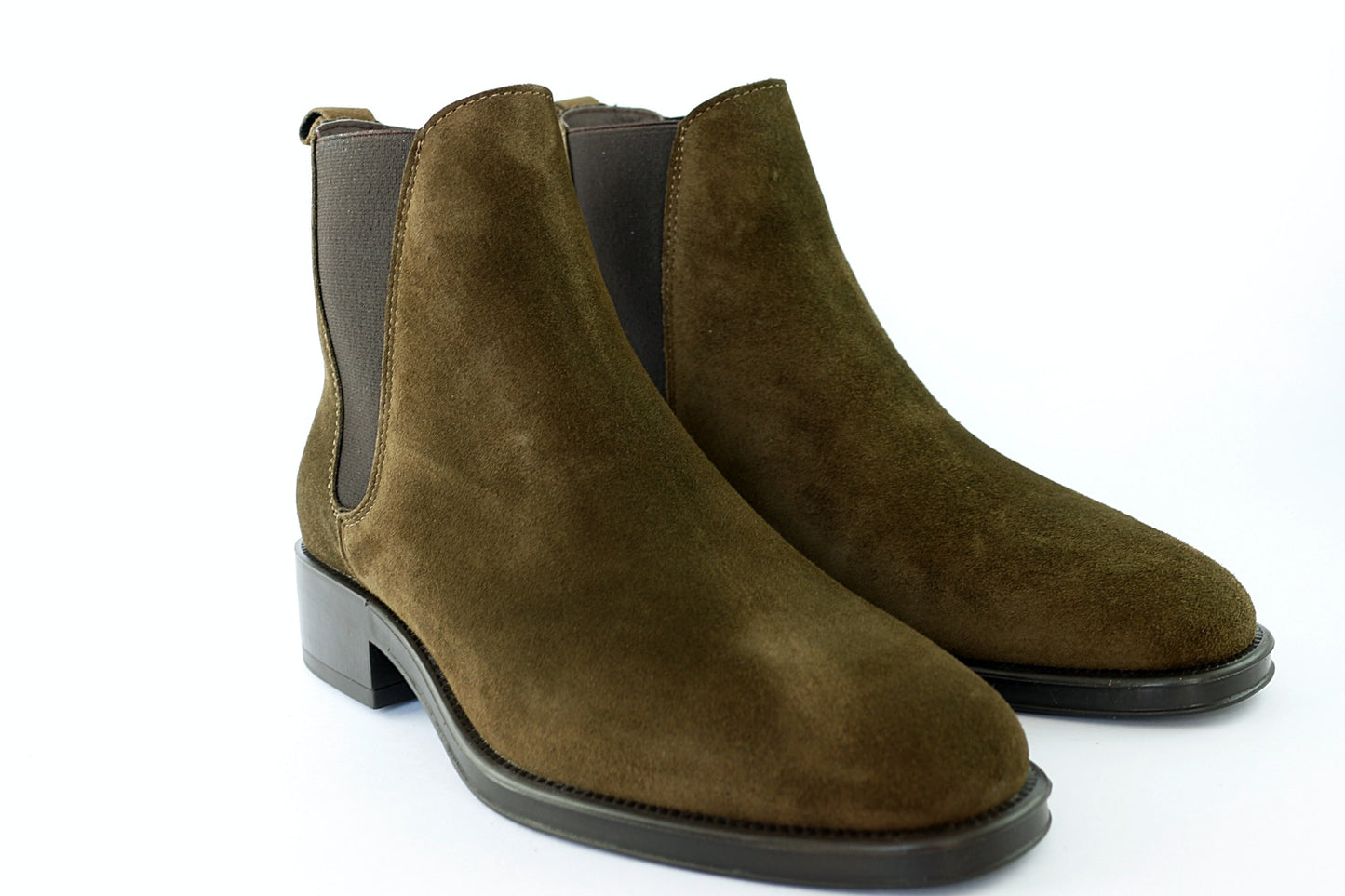 'Couture' in Olive