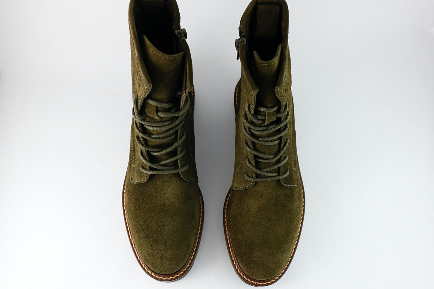 'Militare Lace-Up' in Olive