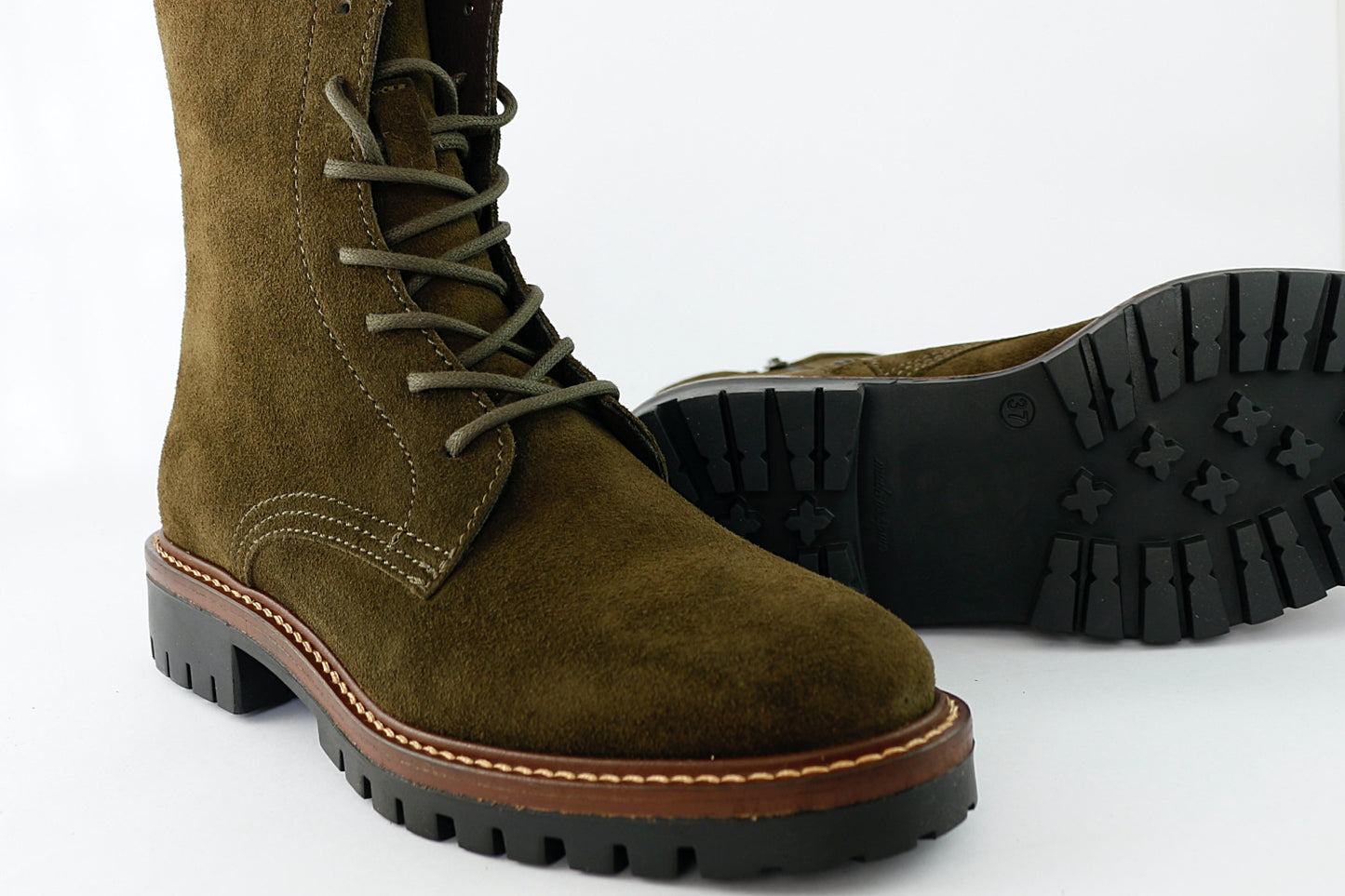'Militare Lace-Up' in Olive