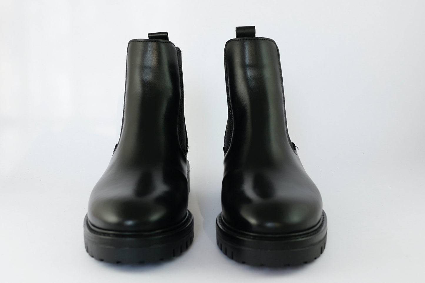 'Militare' in Black