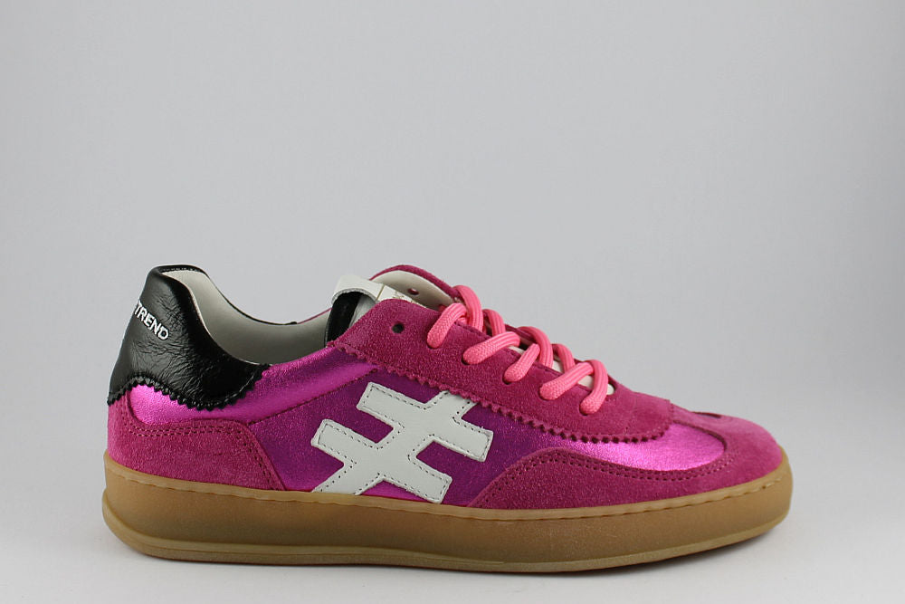 'Iconic II' in Hot Pink