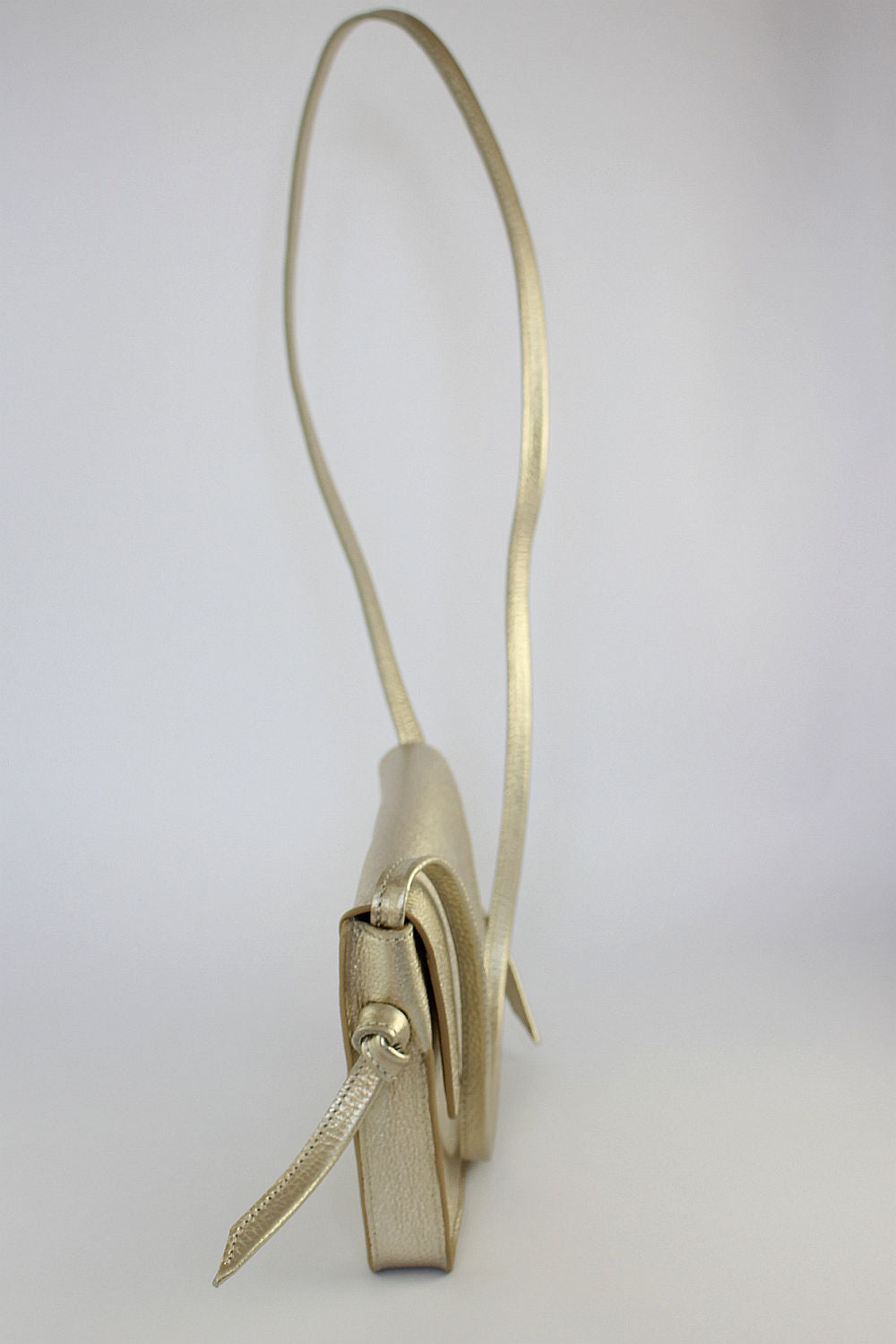 'Evie' in Metallic Champagne