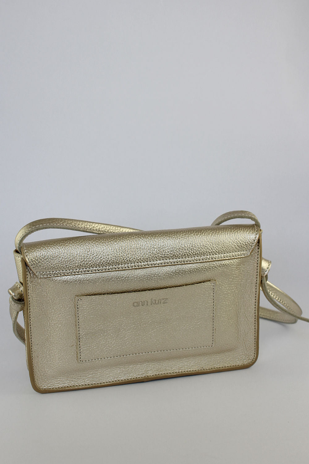 'Evie' in Metallic Champagne