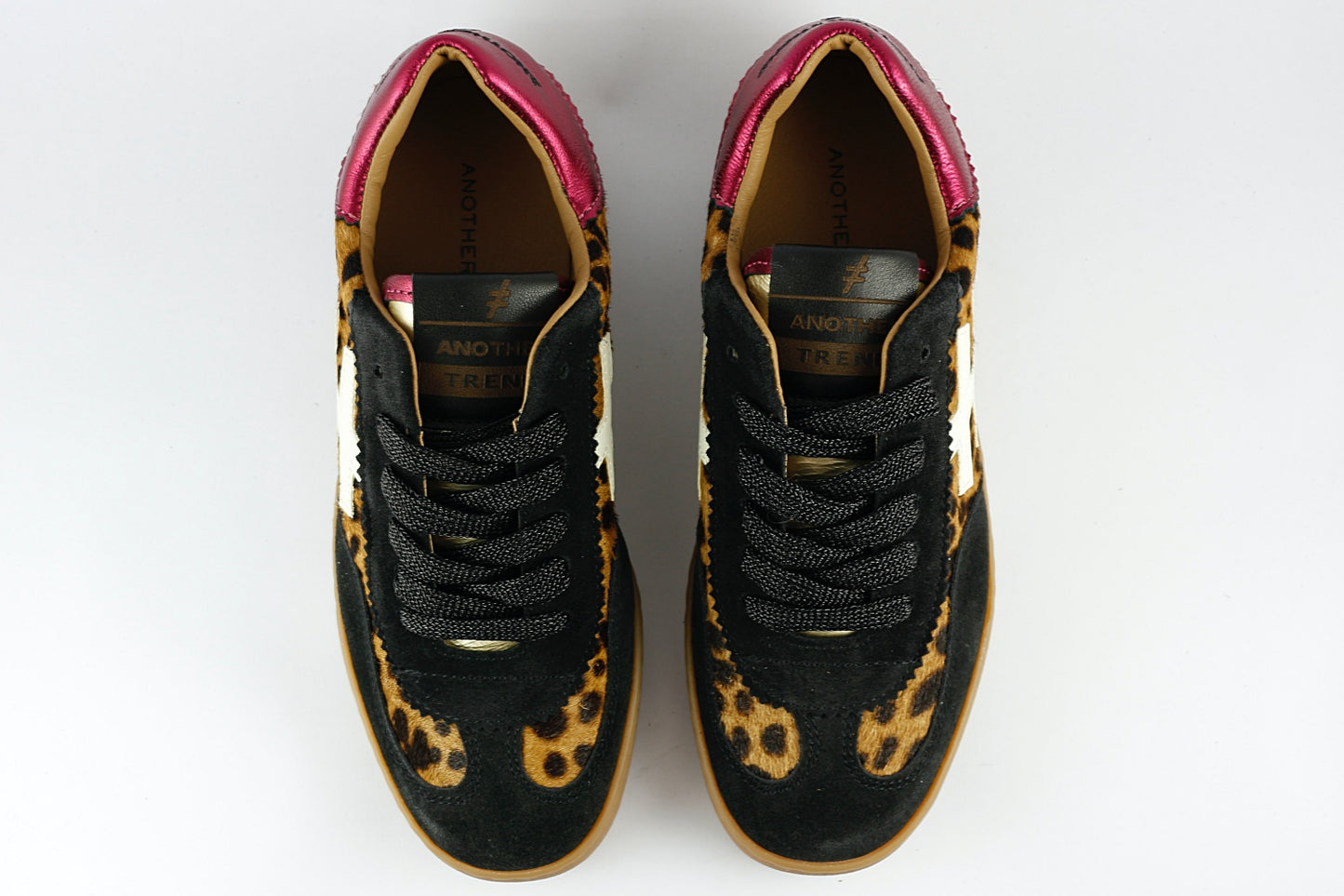 'Iconic II' in Leopard
