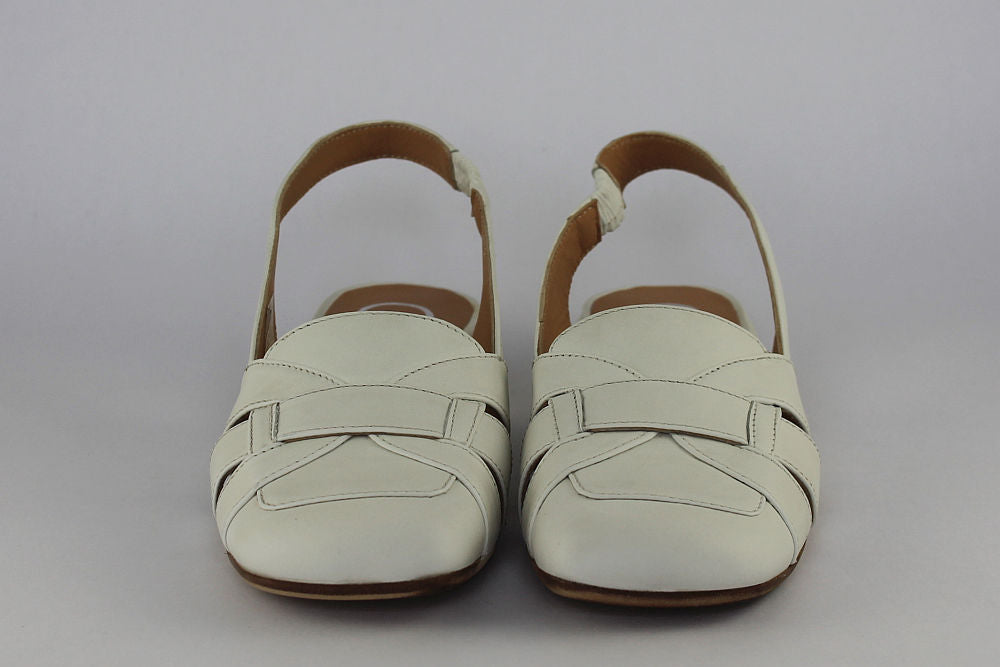'Elsa' Sandal in White