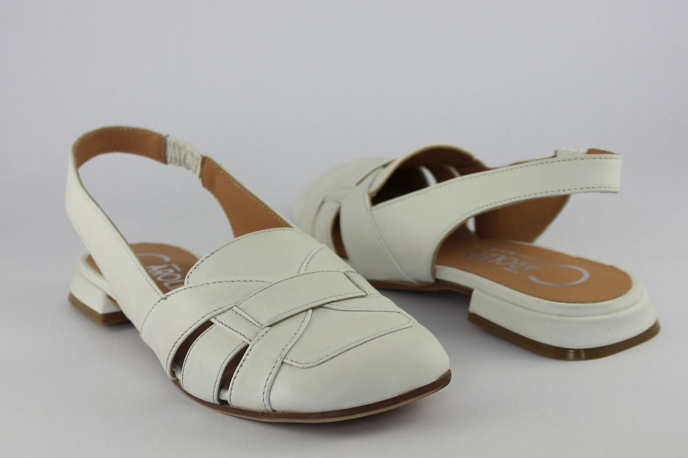 'Elsa' Sandal in White
