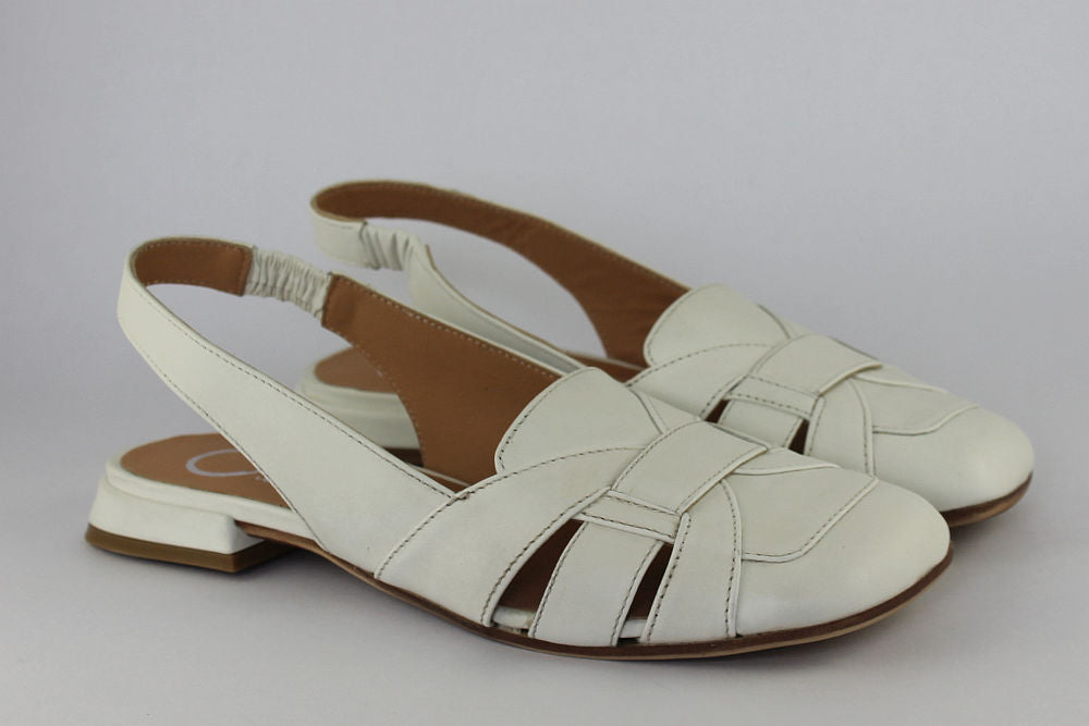 'Elsa' Sandal in White