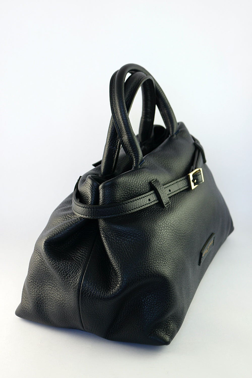 'Carina' in Navy