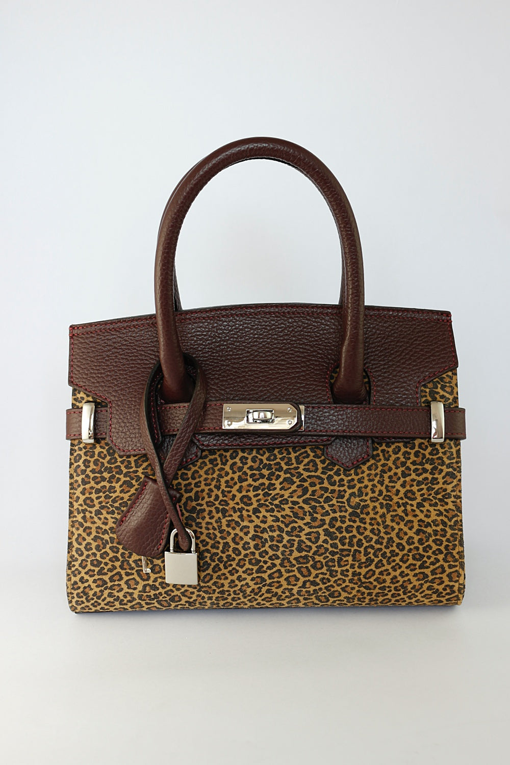 'Lucia' in Leopard