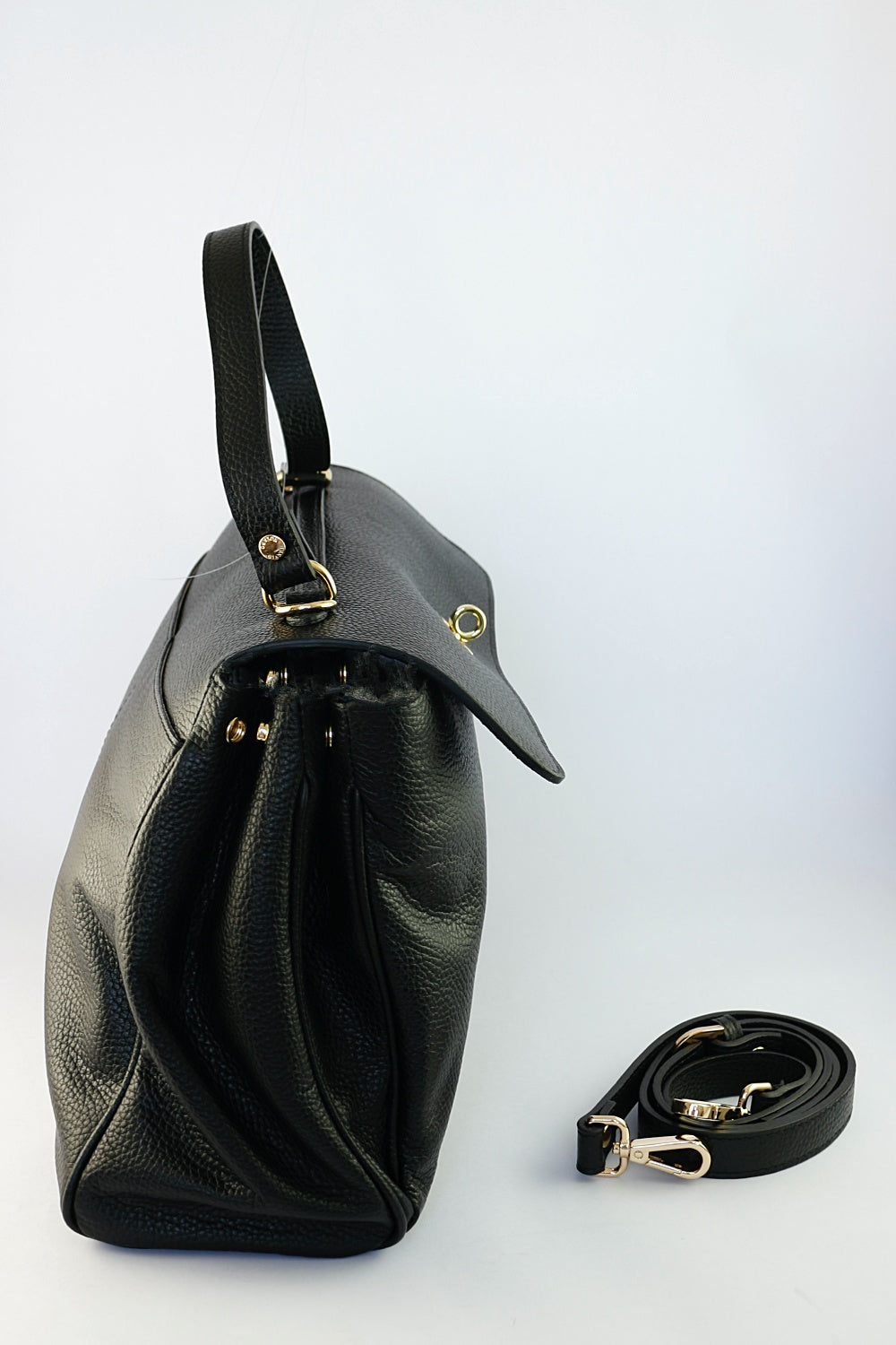 'Octavia' in Black