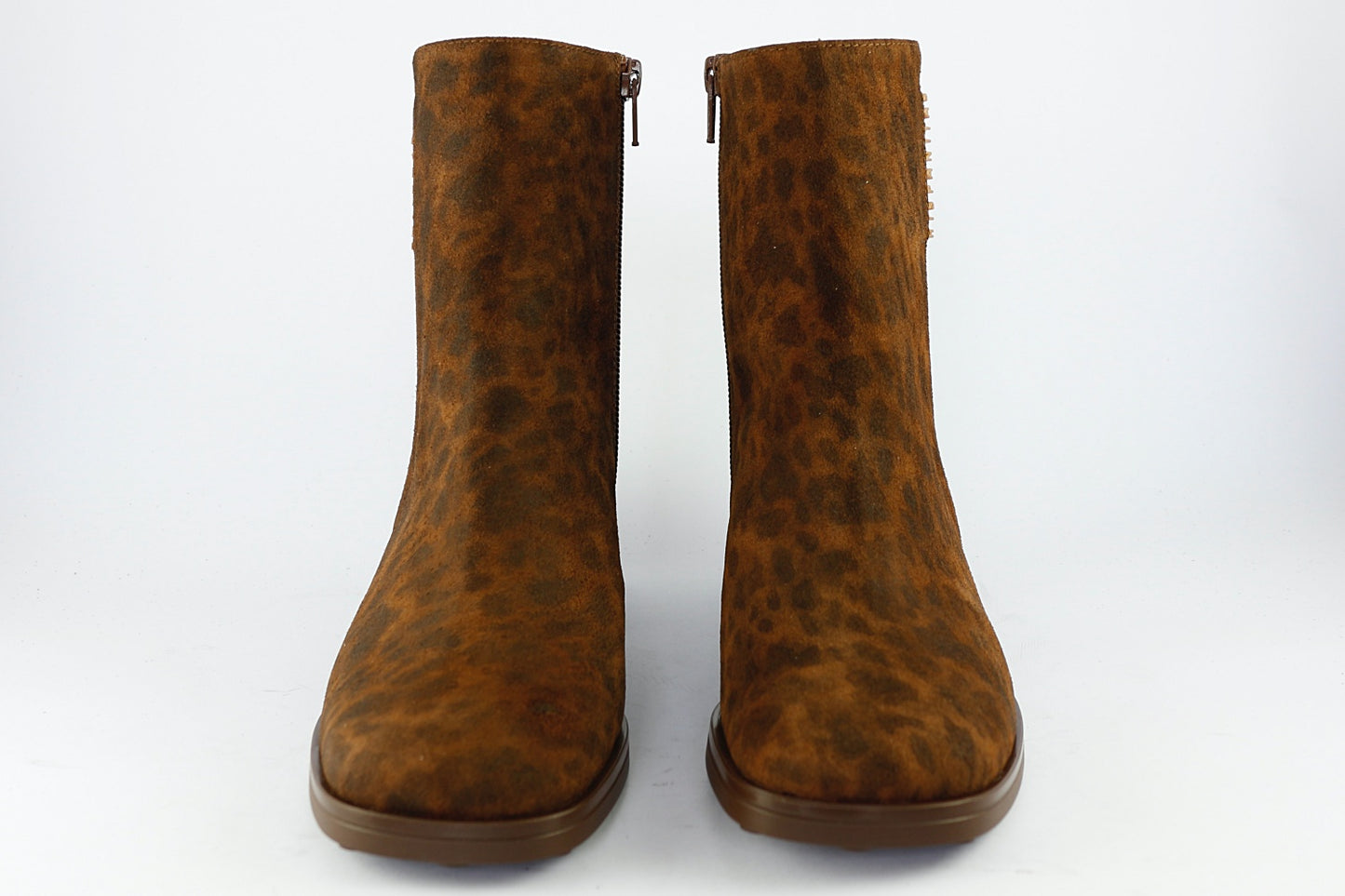 'Girona' in Leopard