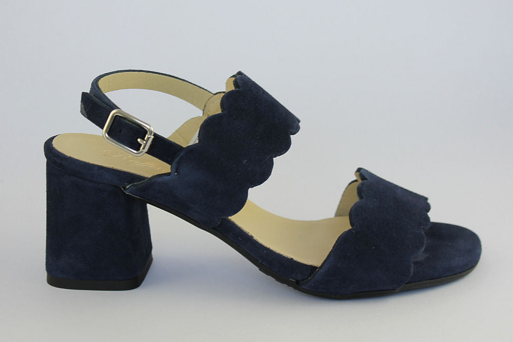 'Francina' in Dark Blue