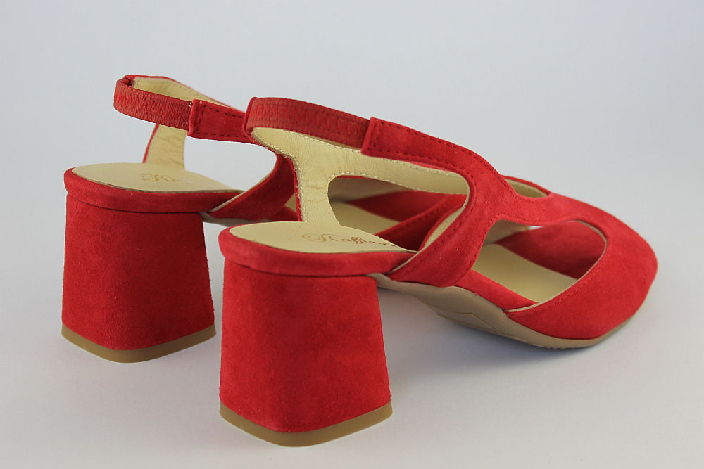 'Savannah' in Red