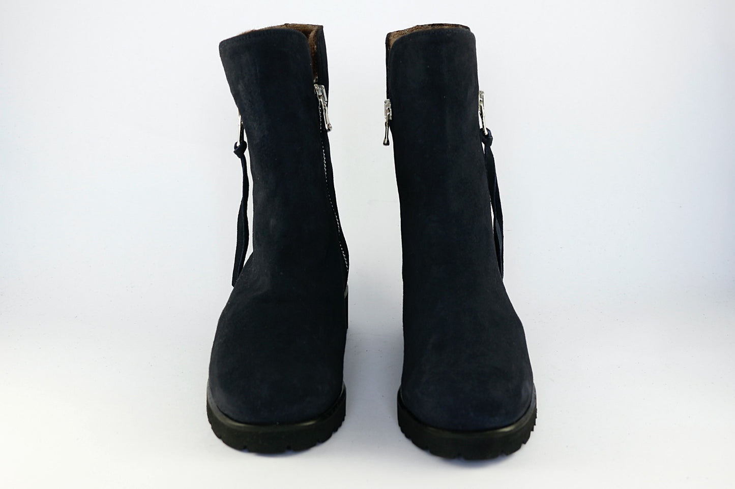 'Como' Sheepskin in Navy