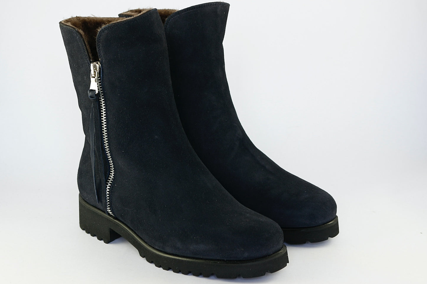 'Como' Sheepskin in Navy