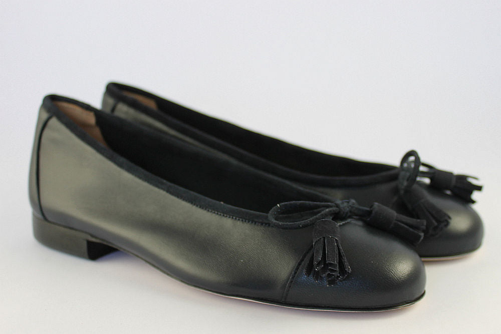 'Portofino' Navy Ballet Pump