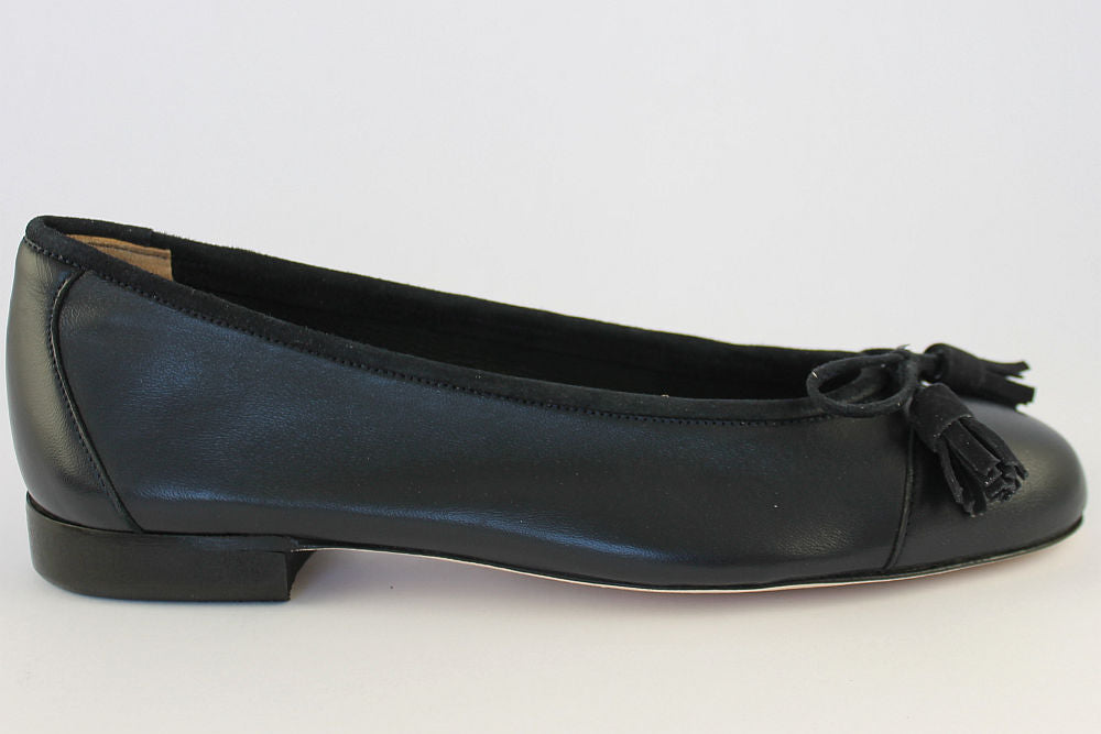 'Portofino' Navy Ballet Pump