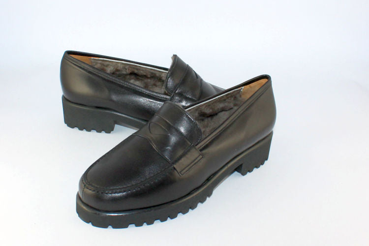 'Adriana' Black Leather Sheepskin Loafer