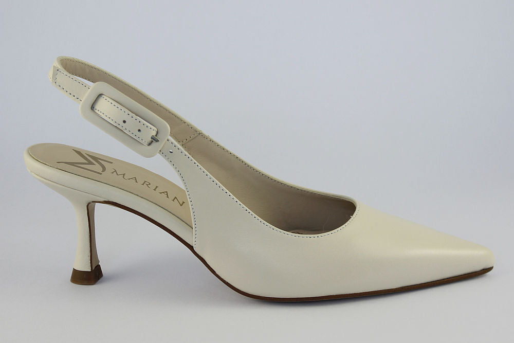 'Klara' in Ivory