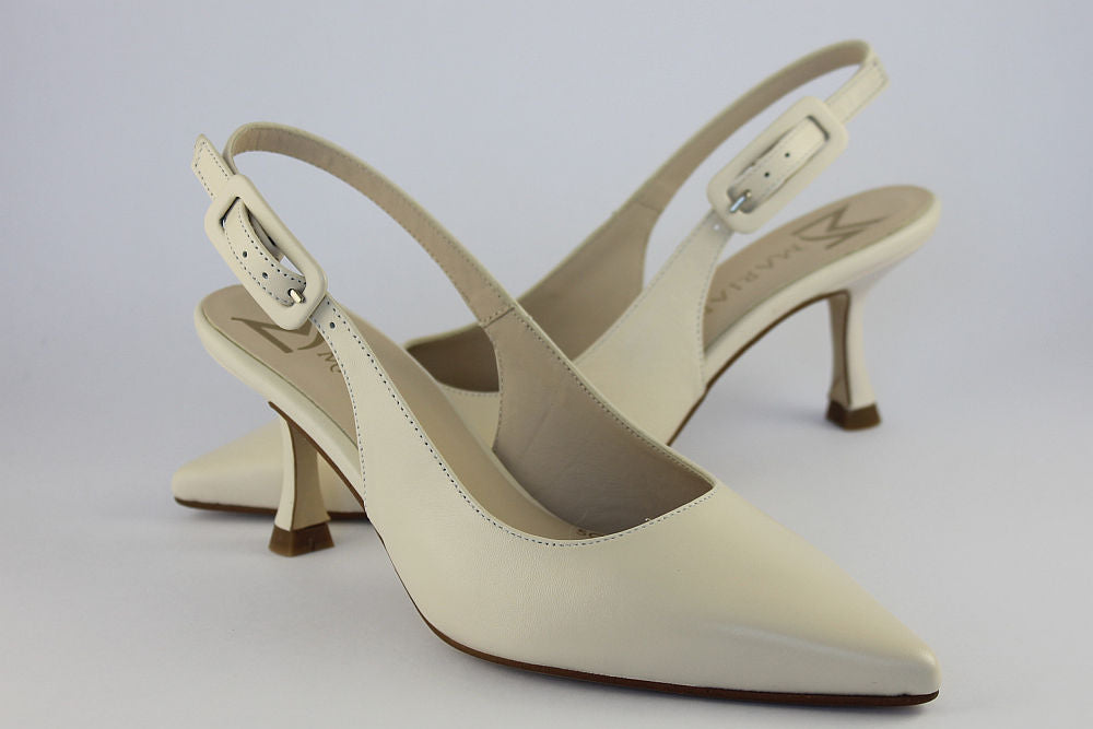 'Klara' in Ivory