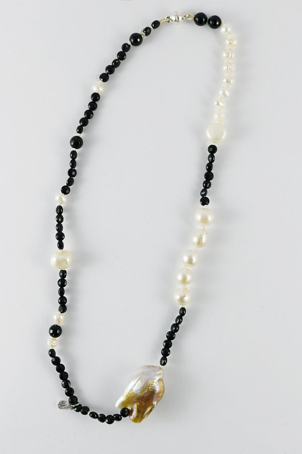 'New York' Pearl & Jet Necklace