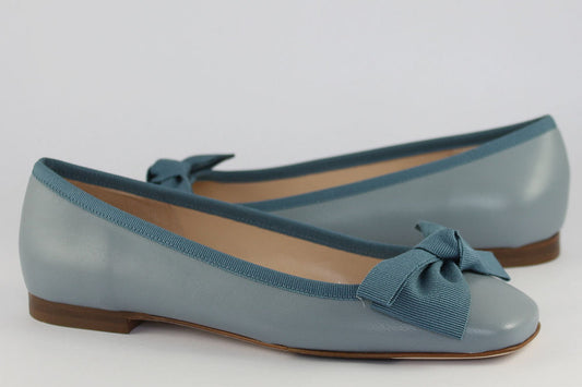 'Puglia' in Soft Blue