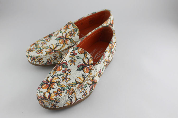 Orange Bloom Leather Loafer