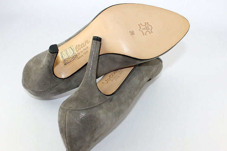 Grey Shimmer Suede Court 90