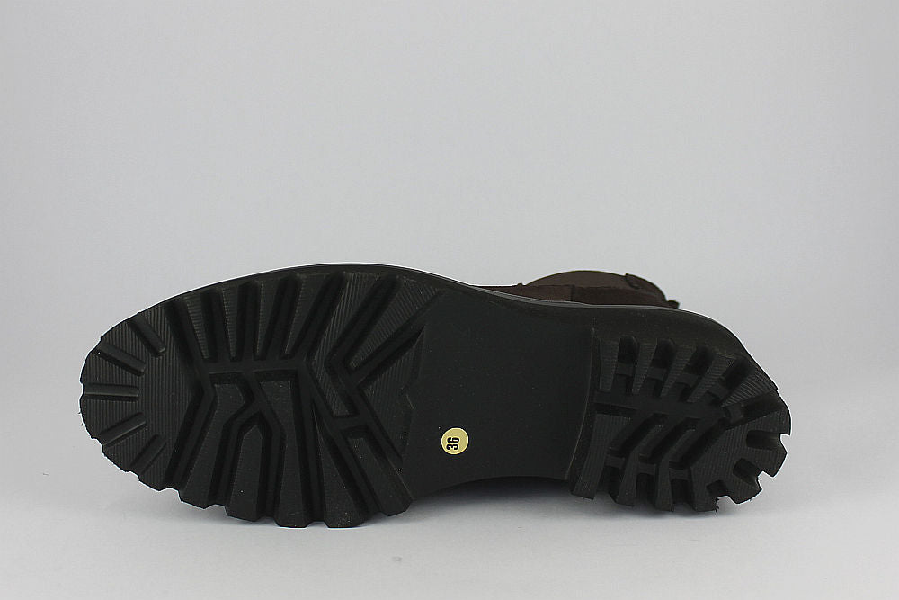 'London 2024' in Chocolate