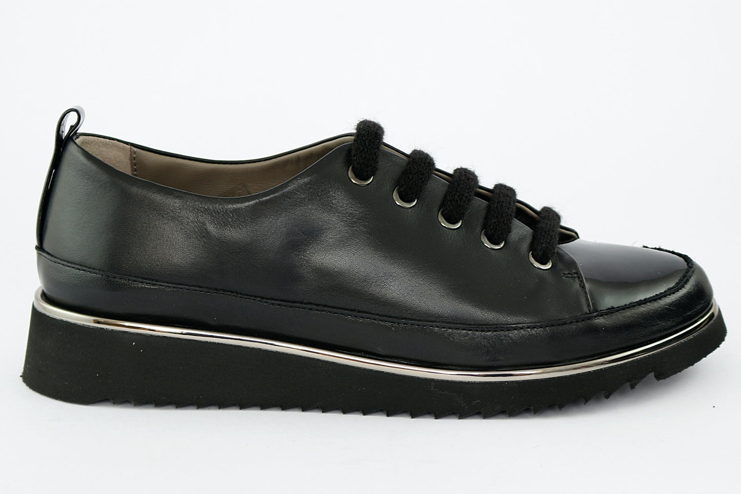 'Claudia' Patent in Black