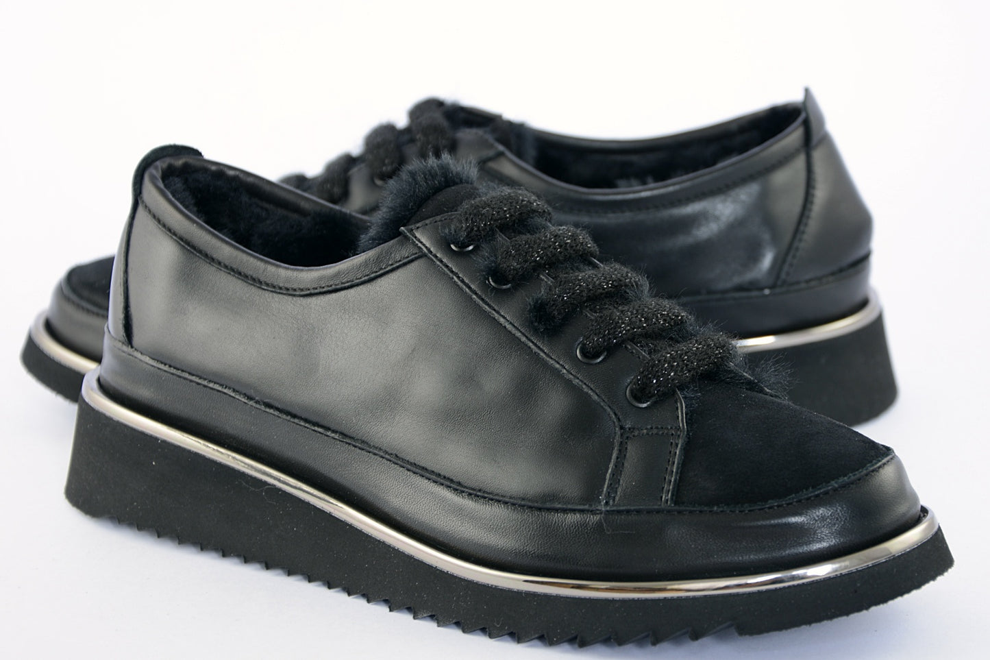 'Sofia' Sheepskin in Black