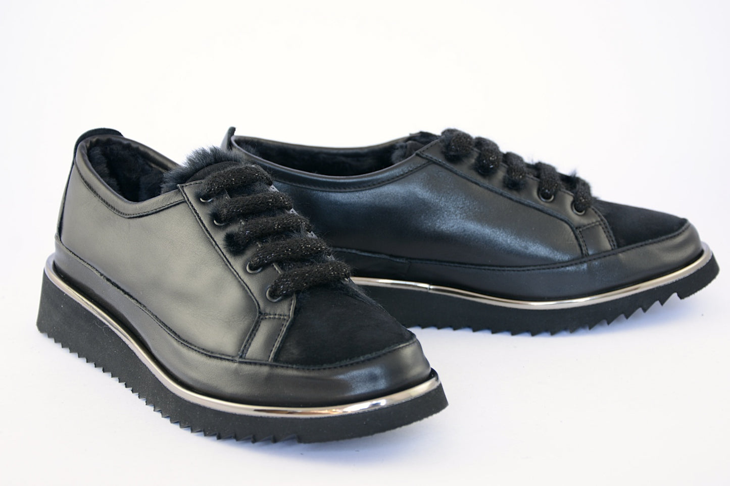 'Sofia' Sheepskin in Black