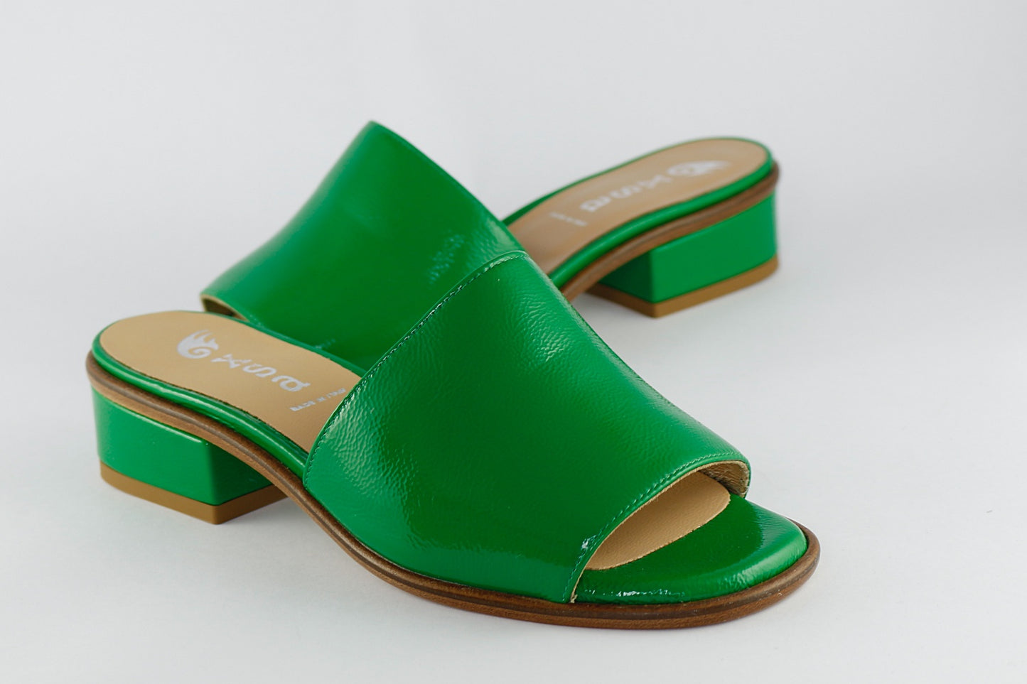 'Zita' in Green