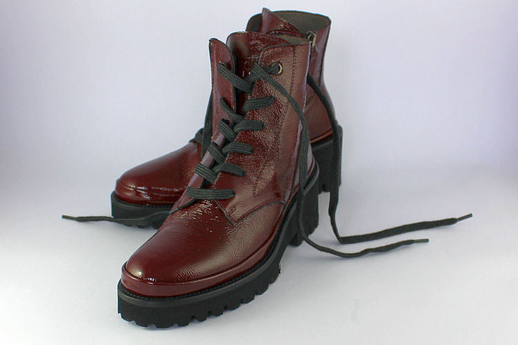 Cherry Patent Leather Lace-up