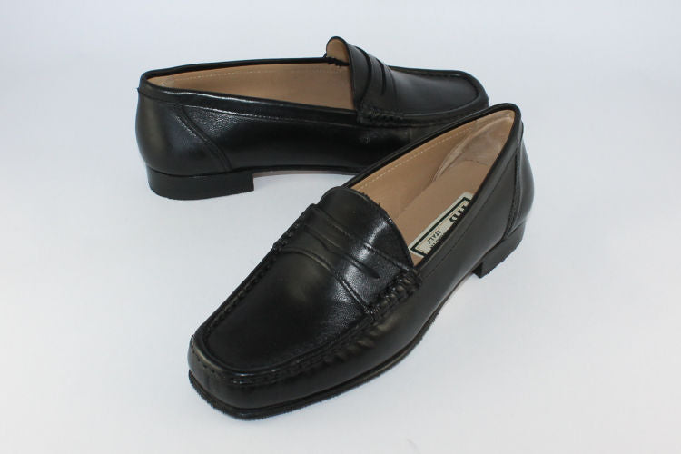 'Evelina' Black Leather Penny Loafer