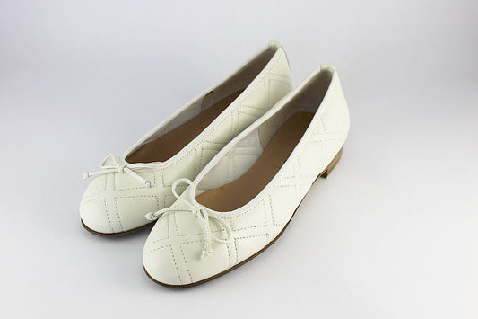 'Lorna' Cream Quilted Ballet Pump