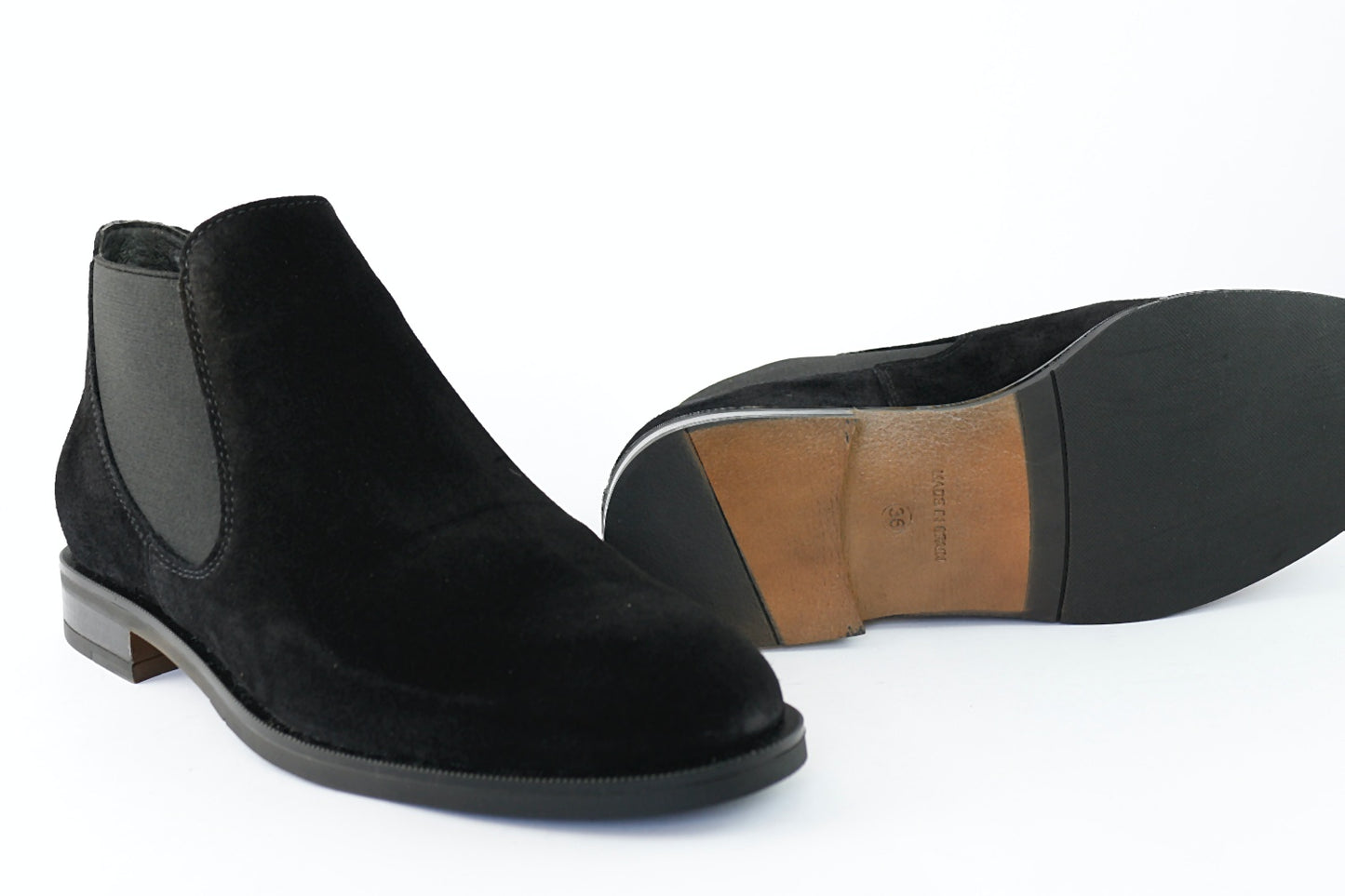 'Parker' in Black