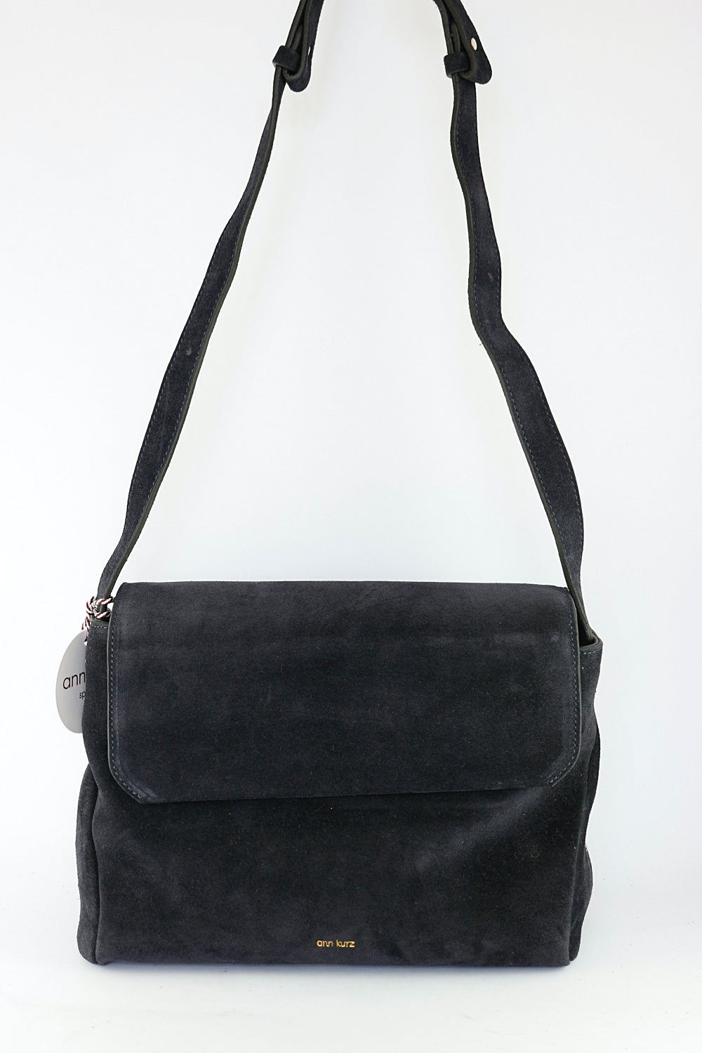 Thea Navy