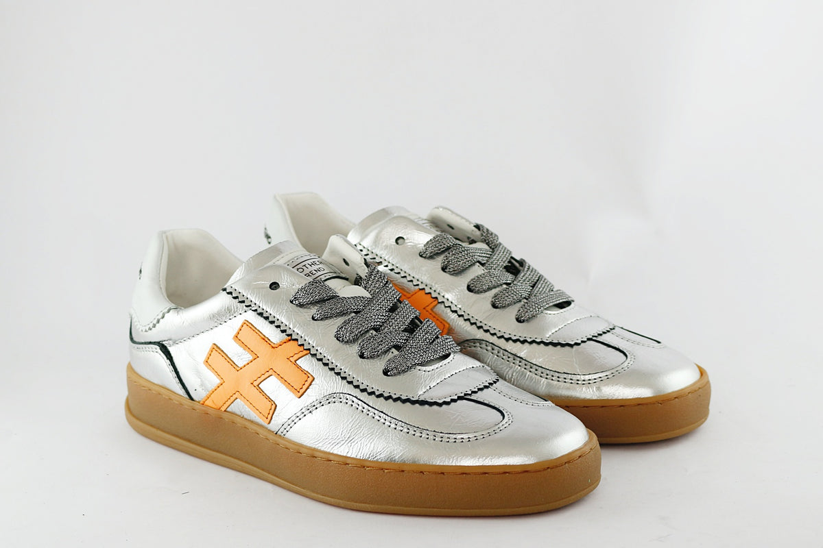 Iconic II Silver