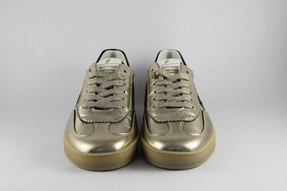 'Iconic II' Gold Trainer