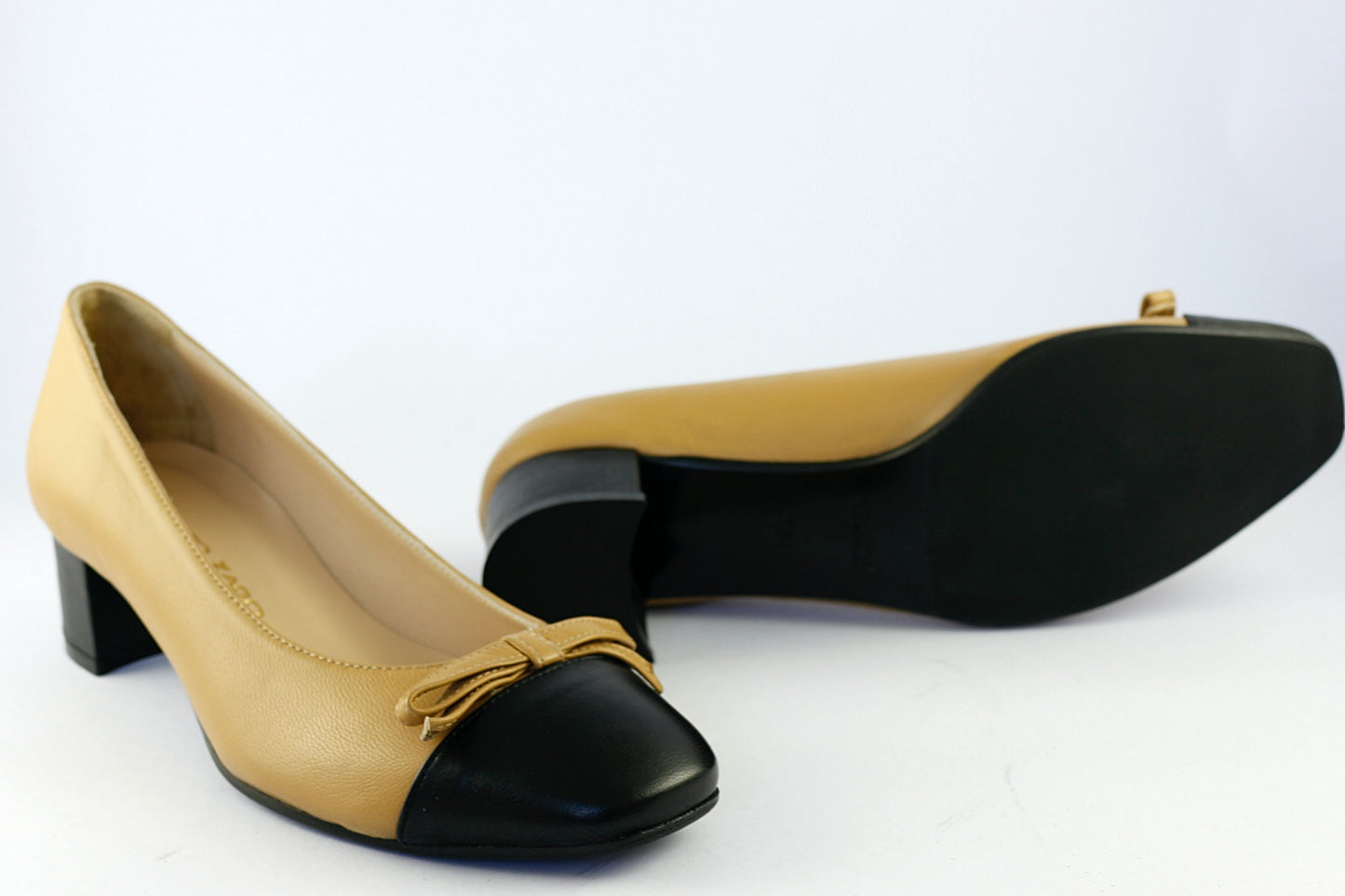 'Etna' in Camel & Black