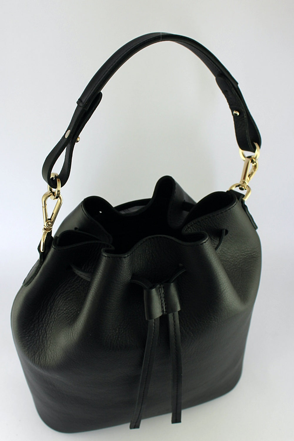 'Imogen' in Black