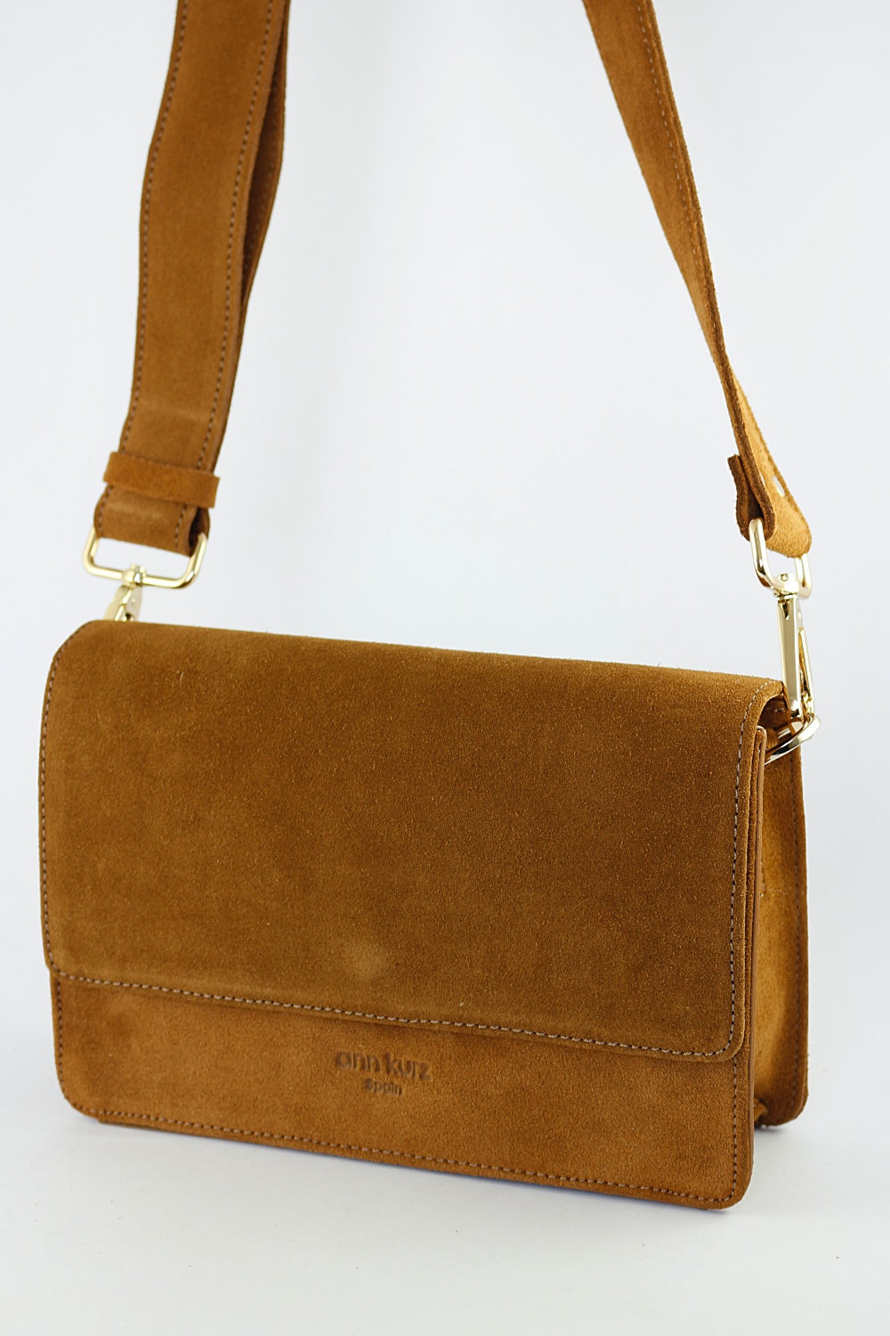 'Lottie' in Brown