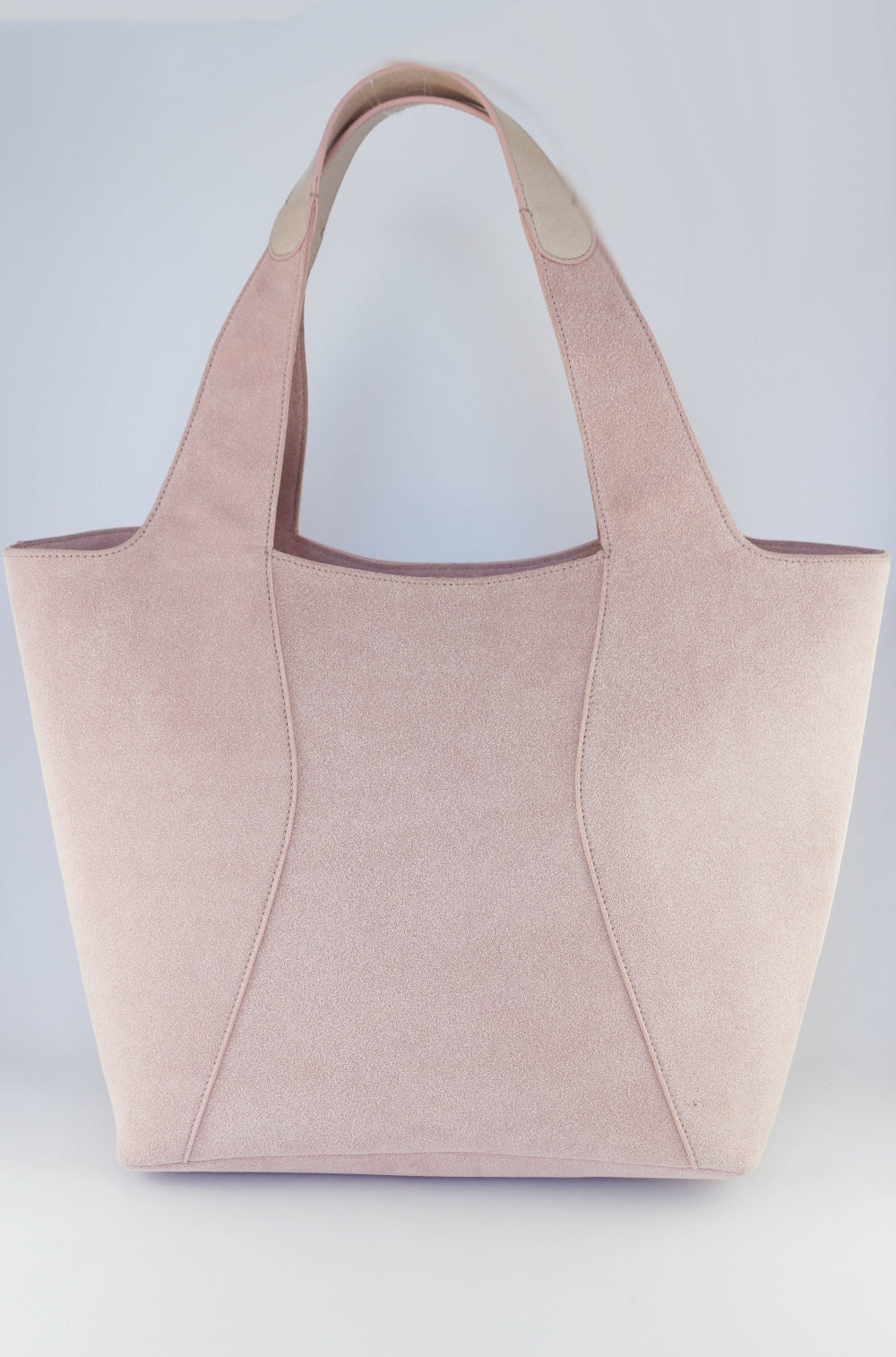 'Miranda' in Rose
