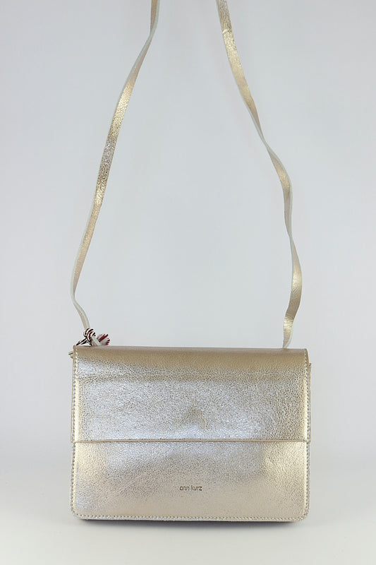 'Yasmin' in Platinum Gold