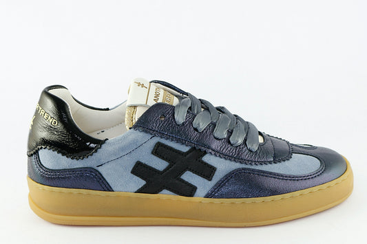 Iconic II Blue