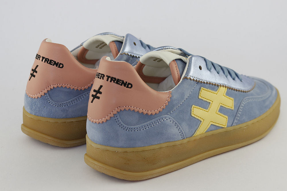 'Iconic II' in Jeans
